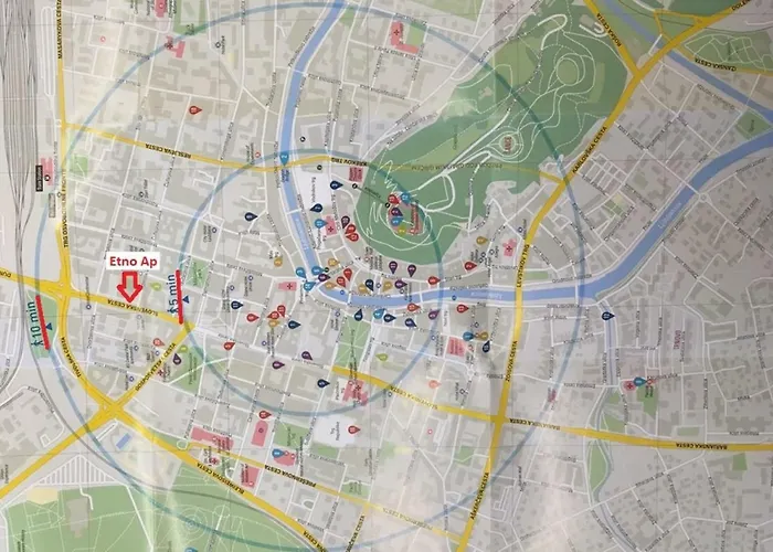 エスノ アパート *